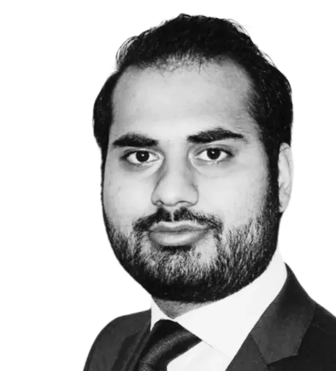 Dr Hamza Anwar